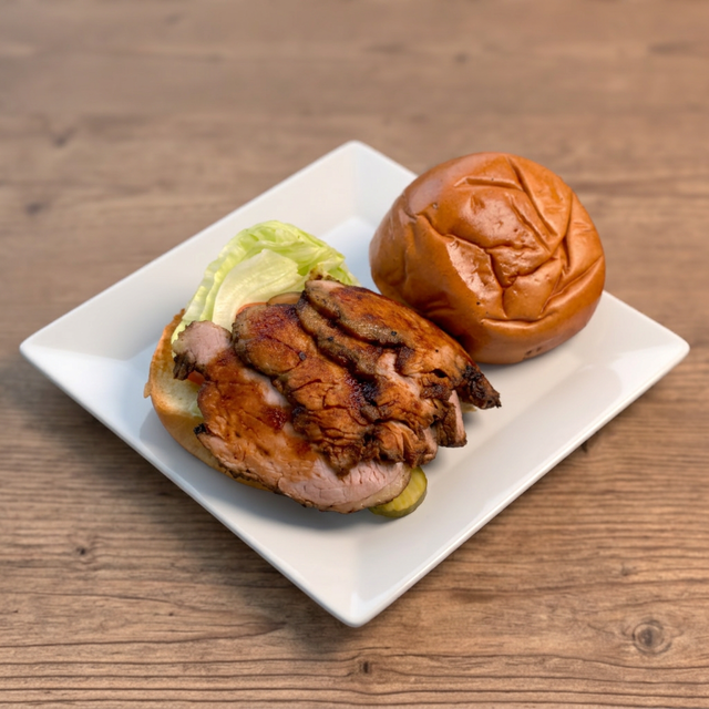 TRI TIP BURGER.